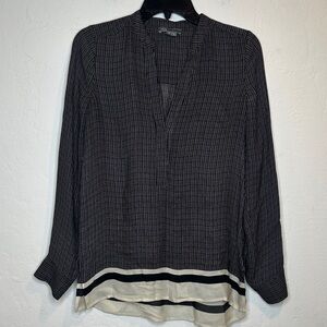 Vince Black and Cream‎ Striped 100% Silk Blouse Size XS